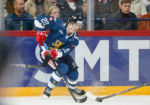 Eeli Tolvanen #20, Finland