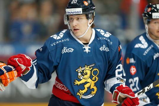 Eeli Tolvanen #20, Finland