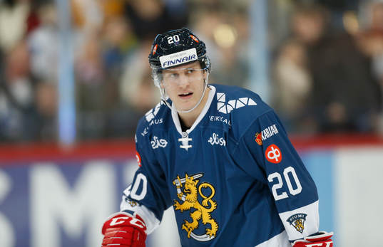 Eeli Tolvanen #20, Finland