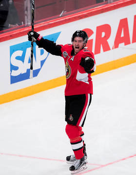 Ottawas Mark Stone jublar