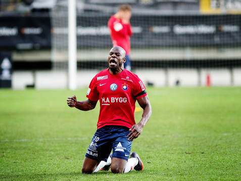 Örgrytes Hakeem Araba jublar på slutsignalen