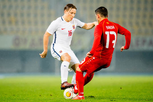 Jonas Svensson of Norway and Enis Bardi of Macedonia