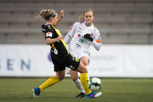 Bläddra bland fler bilder av Fotboll, Damallsvenskan, Rosengård - Hammarby