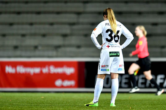 Rosengårds Edina Filekovic deppar