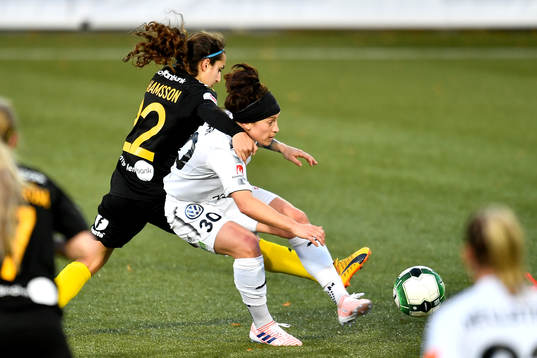 Hammarbys Sejde Abrahamsson och Rosengårds Ella Masar