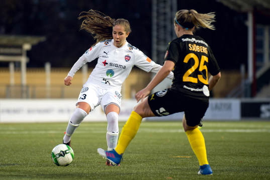 Rosengårds Johanna Barth och Hammarbys Frida Sjöberg