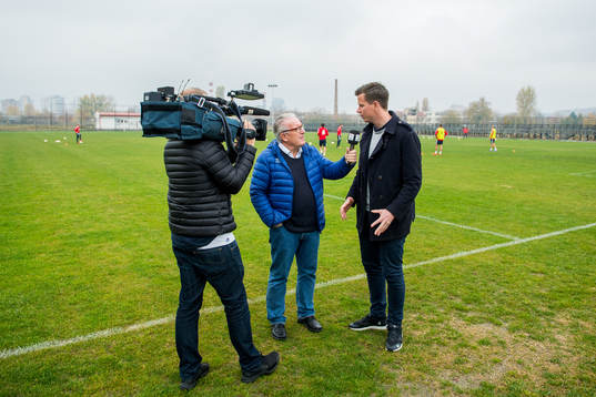 Journalists Davy Wathne and Jesper Mathisen of TV 2