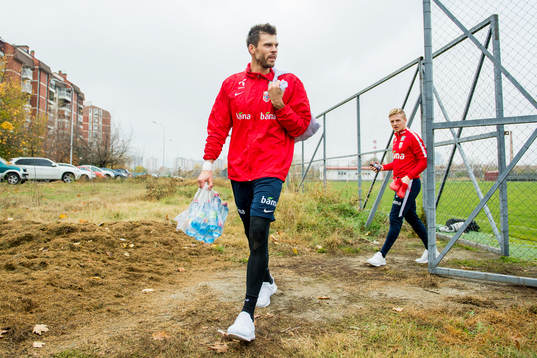 Goalkeeper Rune Almenning Jarstein of Norway