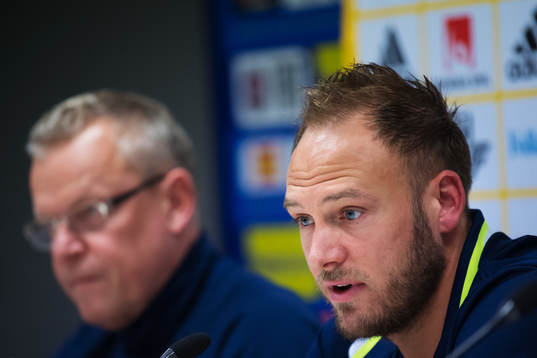 Bläddra bland fler bilder av Fotboll, VM-kval, inför play-off, presskonferens Sverige