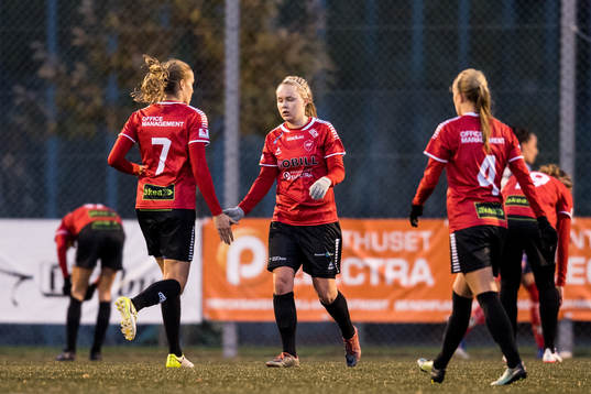LB07s Iina Salmi deppar