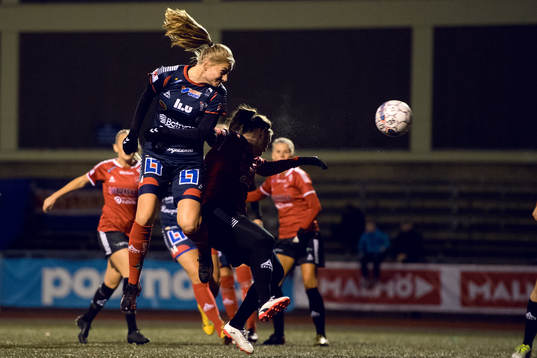 Linköpings Maja Kildemoes nickar