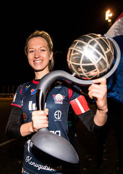 Linköpings Janni Arnth jublar med Kronprinsessan Victorias