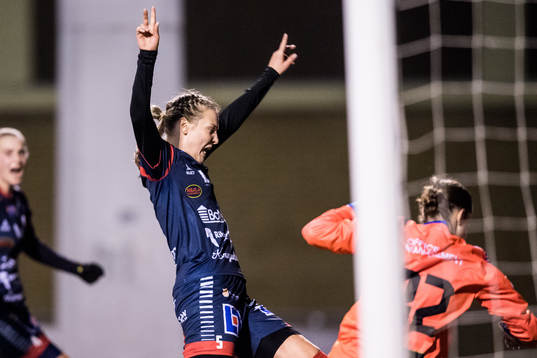 Linköpings Lisa Lantz jublar