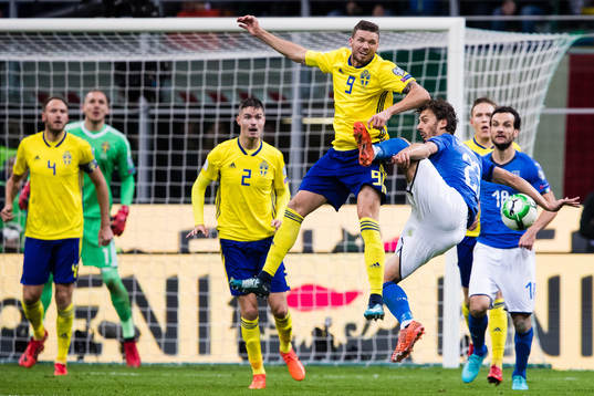 Sveriges Marcus Berg och Italiens Manolo Gabbiadini