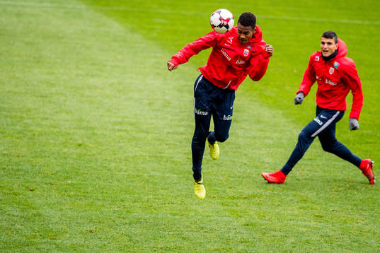 Ola Kamara and Mohamed Elyounoussi of Norway