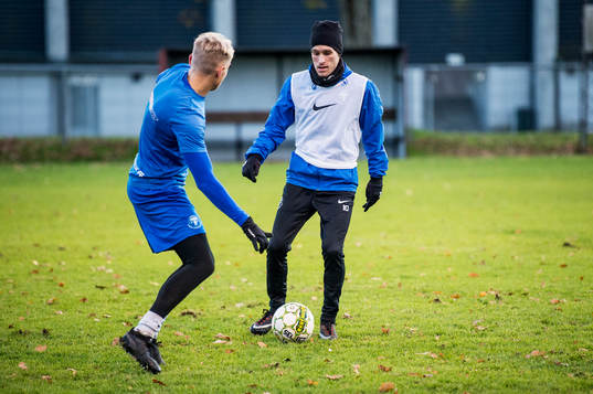 Zoran Jovanovic med bollen