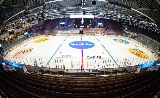 NKT arena invändigt innan ishockeymatchen i SHL mellan