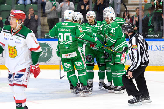 Rögles Sebastian Collberg jublar