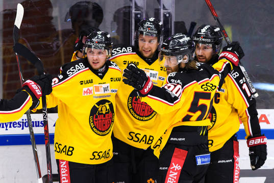 Luleås Johan Harju jublar