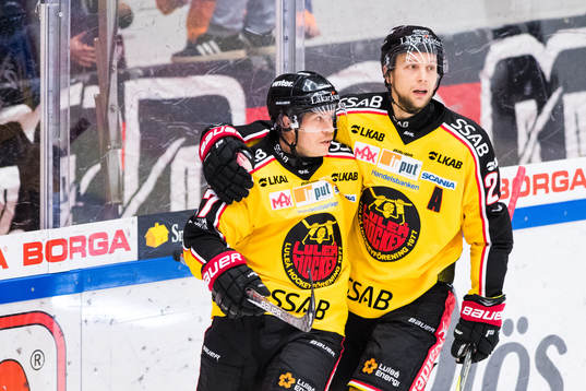 Luleås Andreas Falk och Johan Harju jublar
