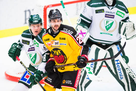 Luleås Joey Hishon och Färjestads Lucas Nordsäter