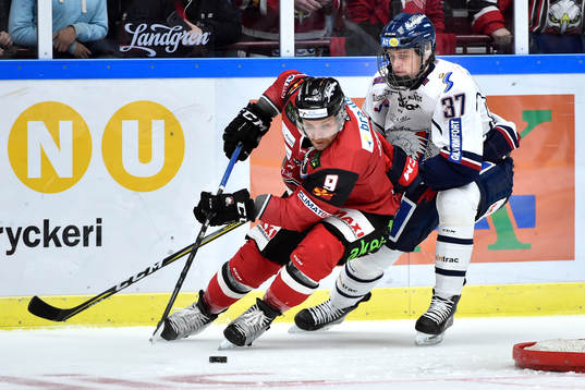Malmö Redhawks Frederik Storm och Linköpings Adam Ginning
