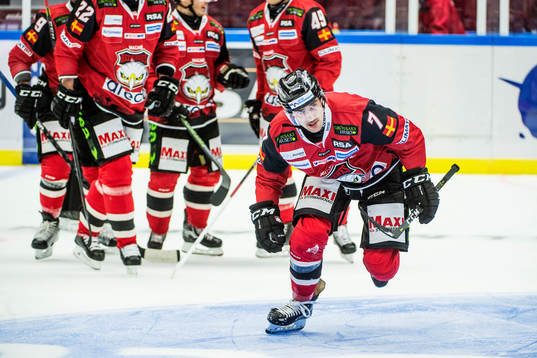 Malmö Redhawks Nils Andersson jublar