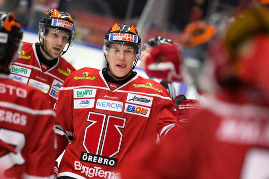 Örebros Jare Sallinen jublar