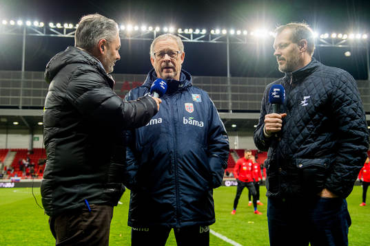 Commentator Kenneth Fredheim, Lars Lagerbäck, head coach