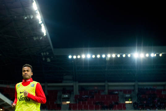 Ola Kamara of Norway warms up