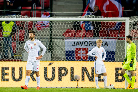 Jørgen Skjelvik, Birger Meling and goalkeeper Rune