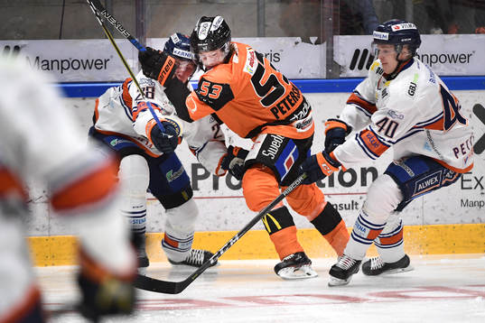 Växjös Elias Pettersson och Karlskronas Bobbo Petersson