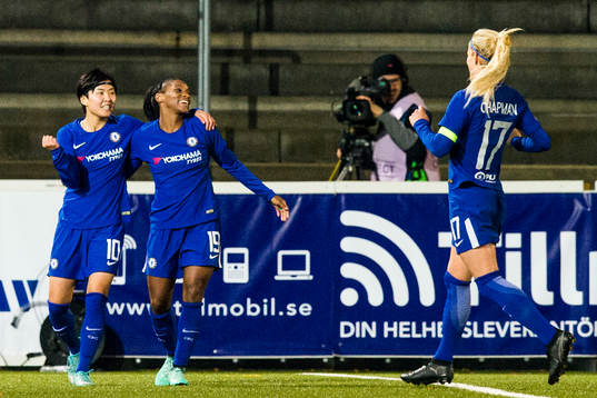 Chelseas spelare jublar