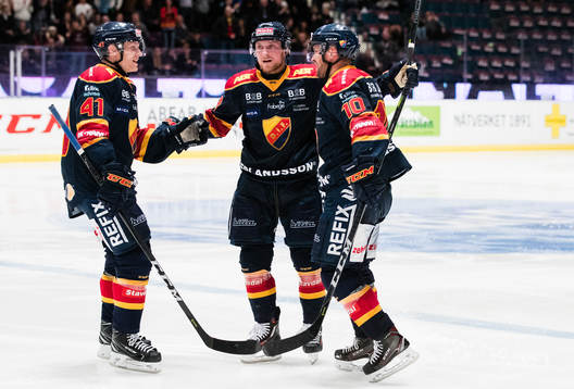 Djurgårdens Alexander Falk och Linus Hultström jublar