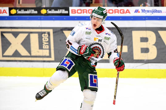Frölundas Lias Andersson jublar