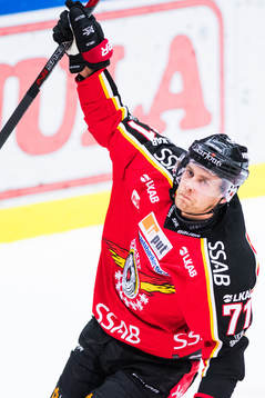 Luleås Patrick Cehlin jublar