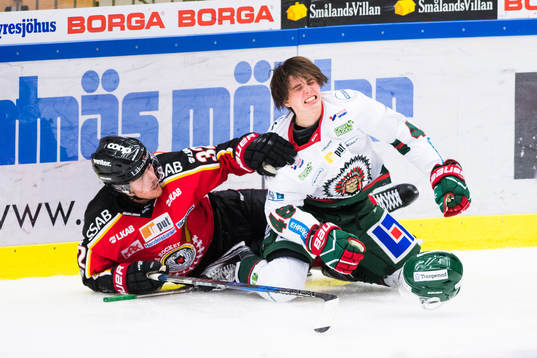 Luleås Oscar Engsund och Frölundas Oliwer Fjällström