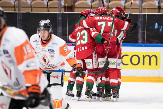 Moras Tomas Skogs och Keaton Ellerby och Sebastian Hartmann