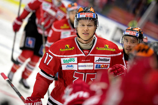 Örebros Daniel Viksten jublar