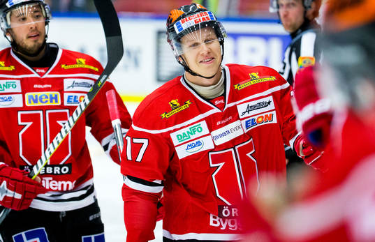 Örebros Daniel Viksten gör 2-0 och jublar med Victor