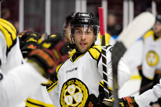 Brynäs Aaron Palushaj jublar