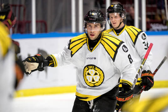 Brynäs Aaron Palushaj jublar