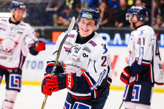 Linköpings Emil Sylvegård och Johan Södergran jublar