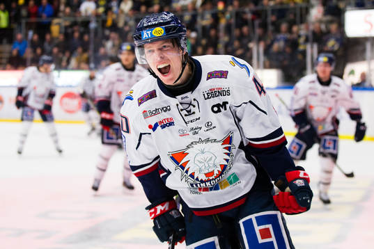 Linköpings Ken André Olimb jublar