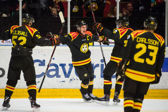 Brynäs Jacob Blomqvist jublar