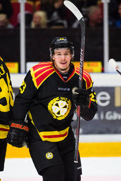 Brynäs Lucas Carlsson jublar
