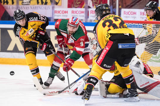 Luleås Patrick Cehlin och Moras Andrew Rowe 0ch Luleås