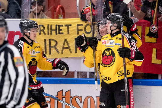 Luleås Emil Larsson jublar