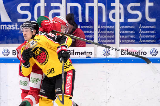 Moras Brandon Gormley och Luleås Johan Forsberg