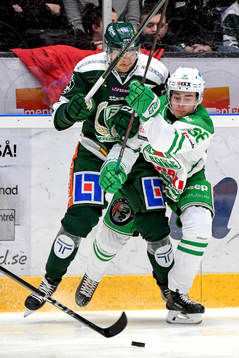Färjestads Theodor Lennström och Rögles Filip Karlsson